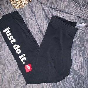 Nike leggings